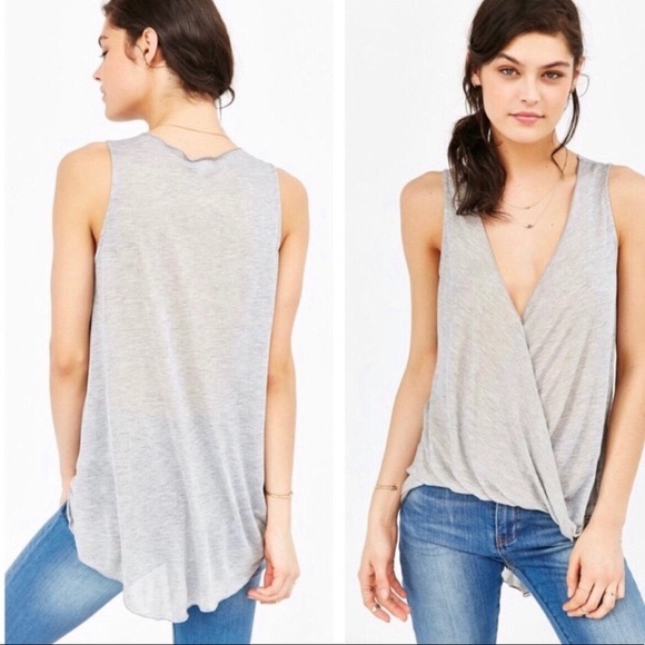 Urban Outfitters Tops - S+N// flowy tank top size xs